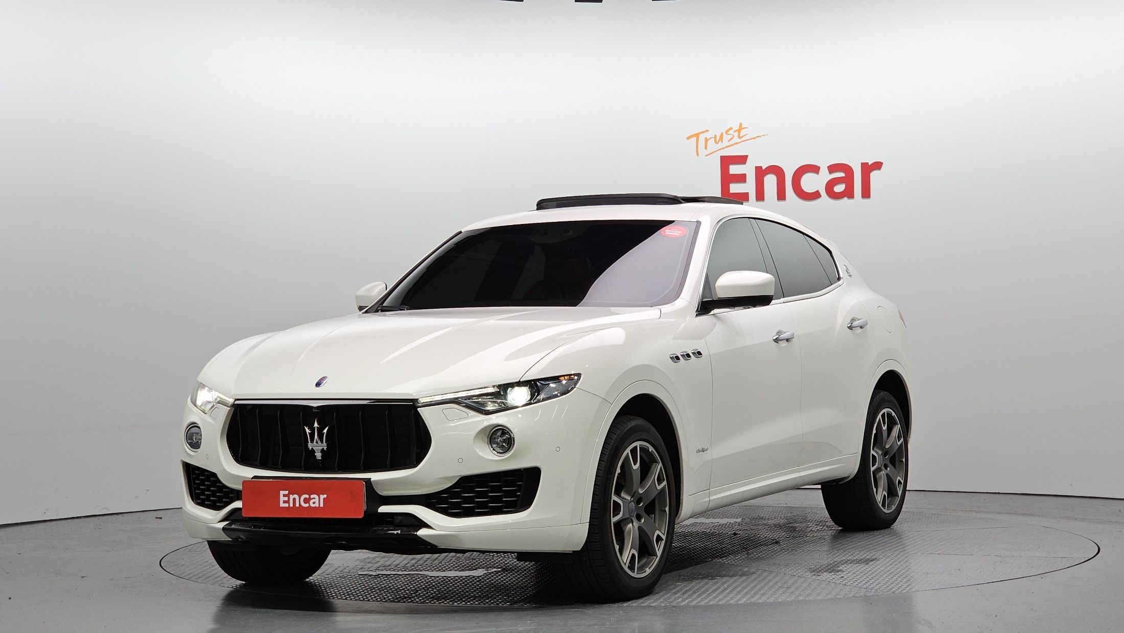 MASERATI LEVANTE 2018