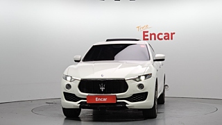 MASERATI LEVANTE 2018