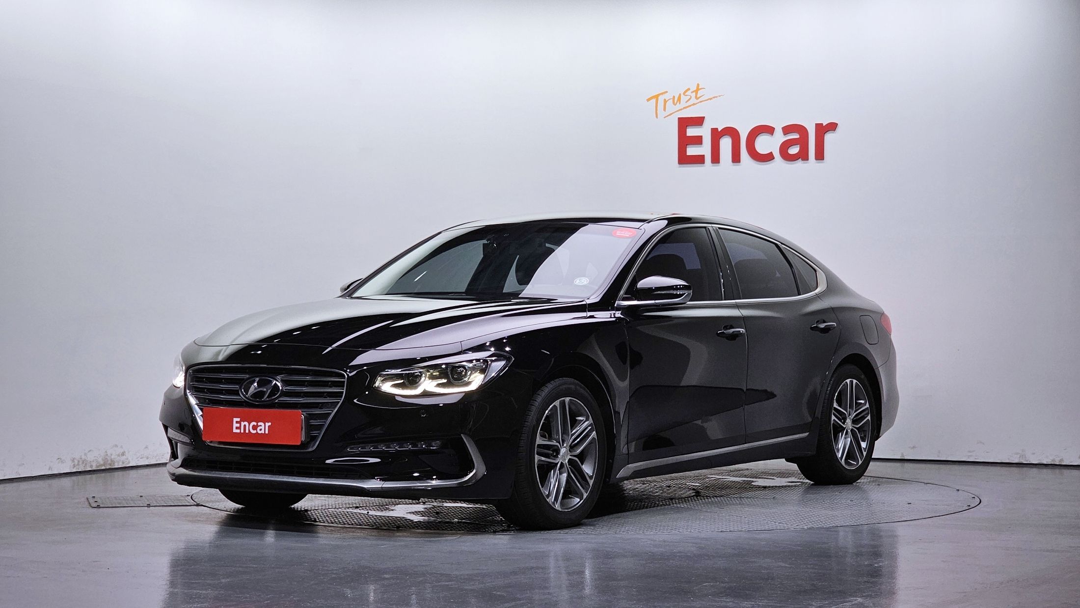 HYUNDAI GRANDEUR IG 2016