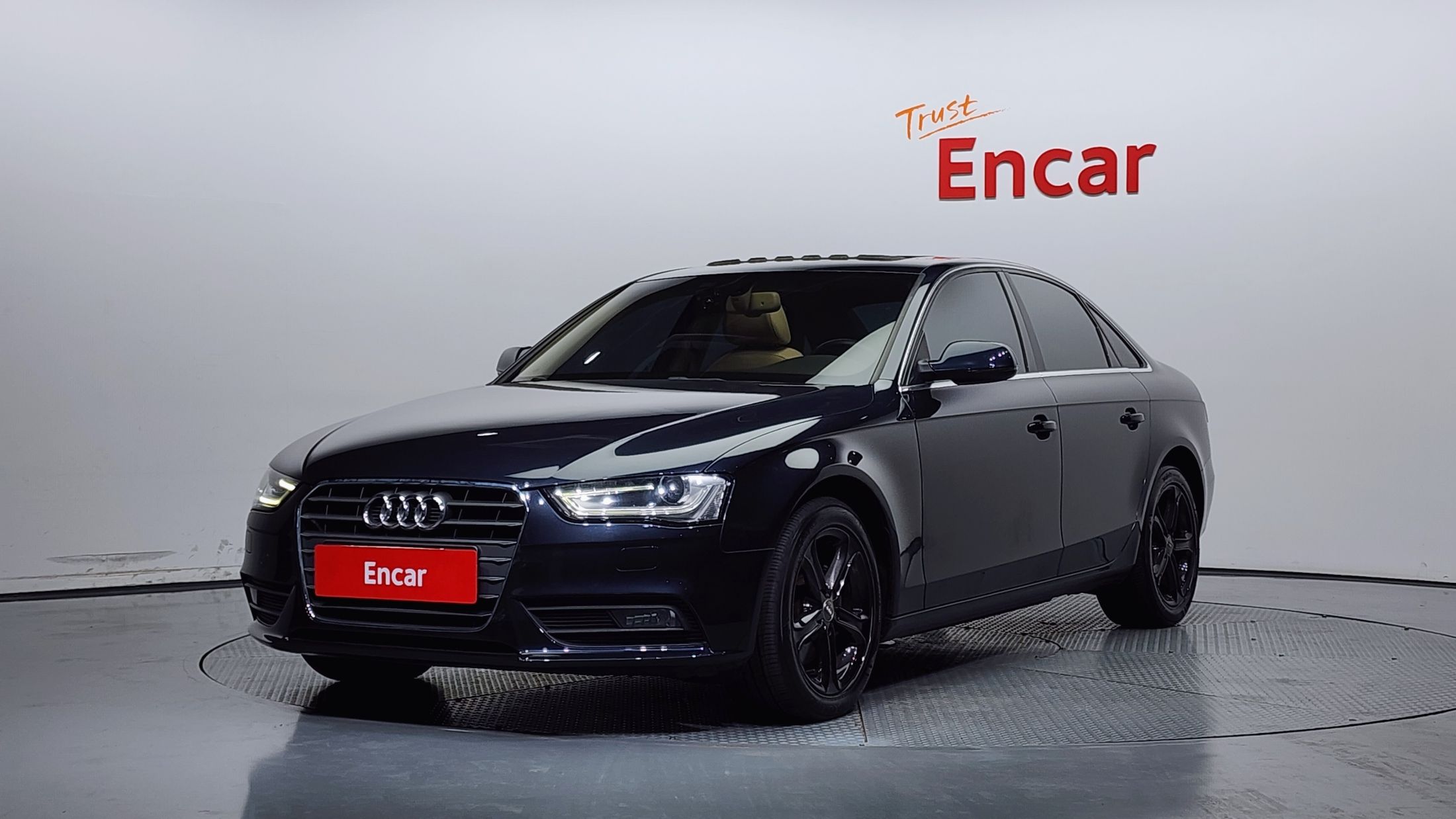 AUDI A4 2015