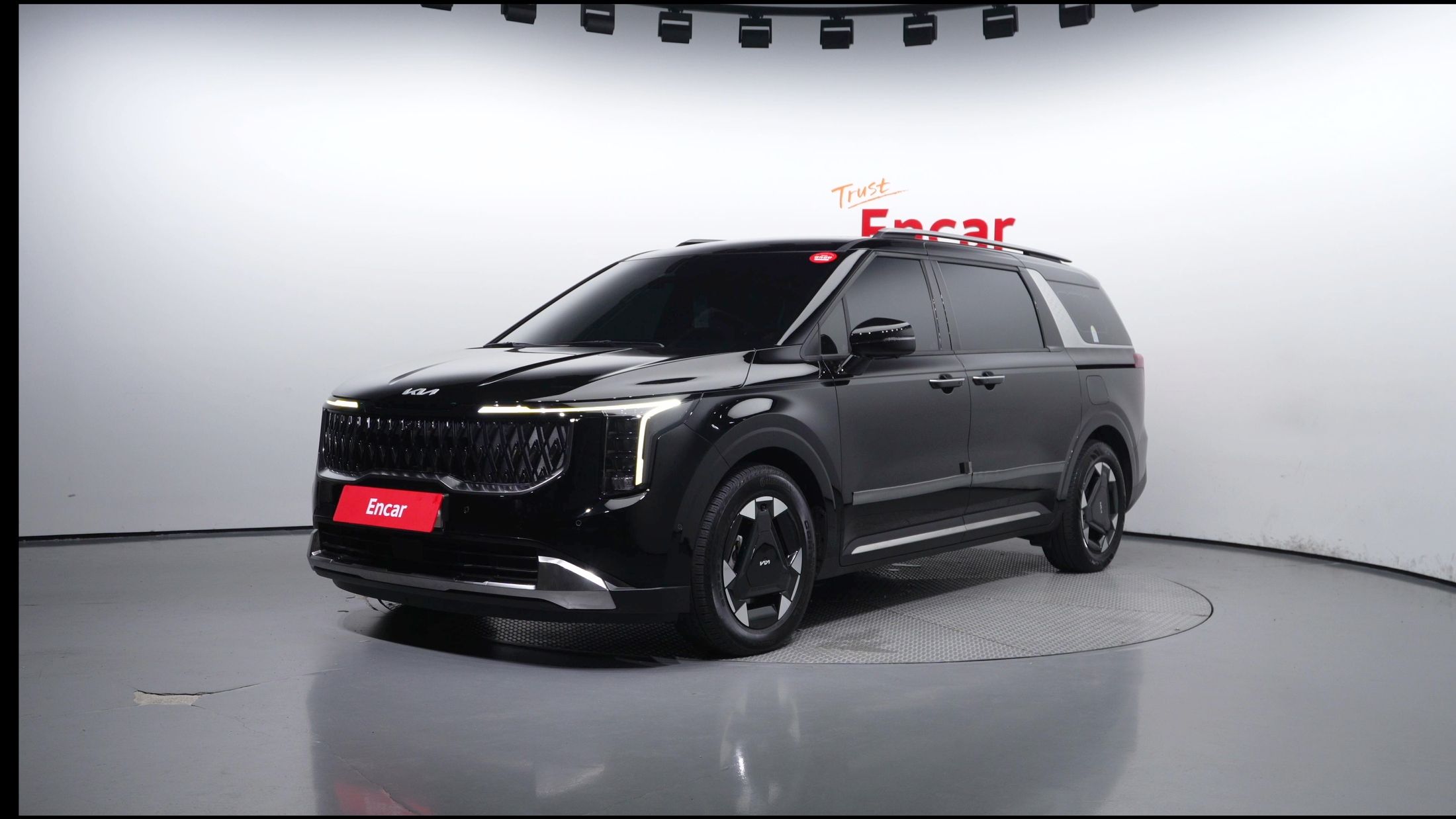 KIA CARNIVAL 2024
