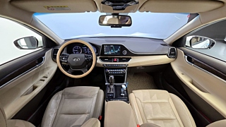 HYUNDAI GRANDEUR IG 2017