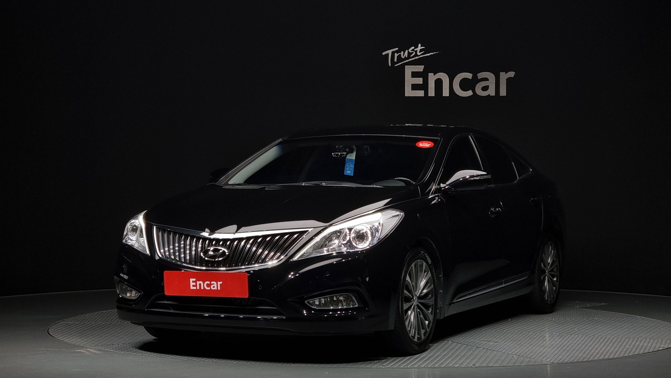 HYUNDAI GRANDEUR HG 2013