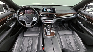 BMW 7-SERIES G11 2016