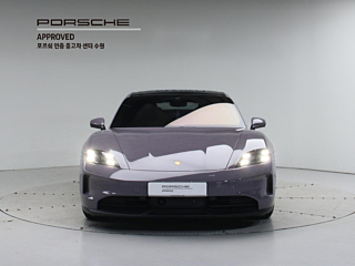 Заказать PORSCHE TAYCAN