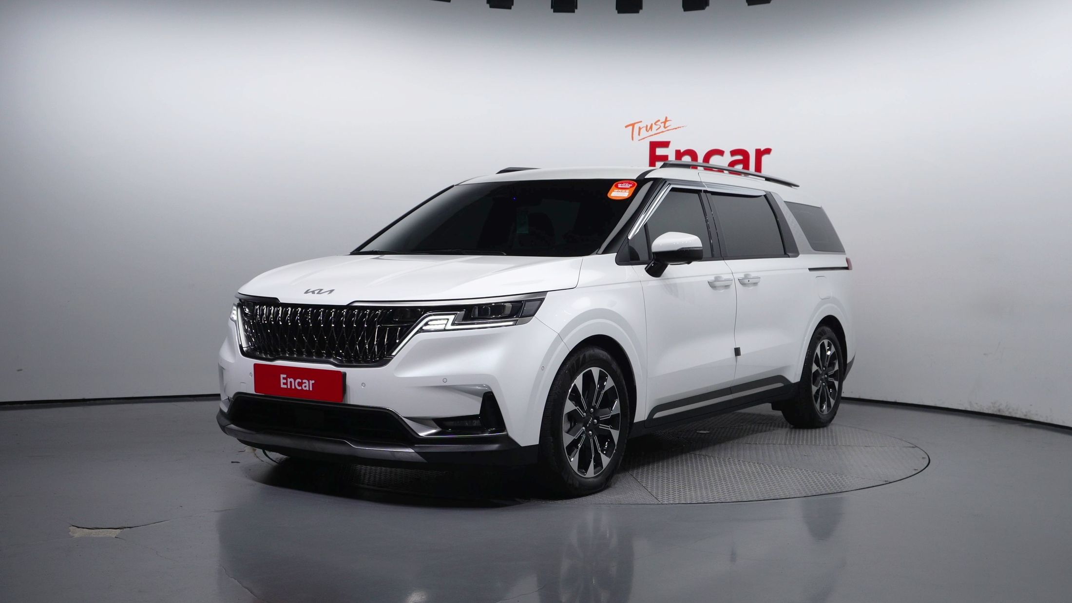 KIA CARNIVAL 2023