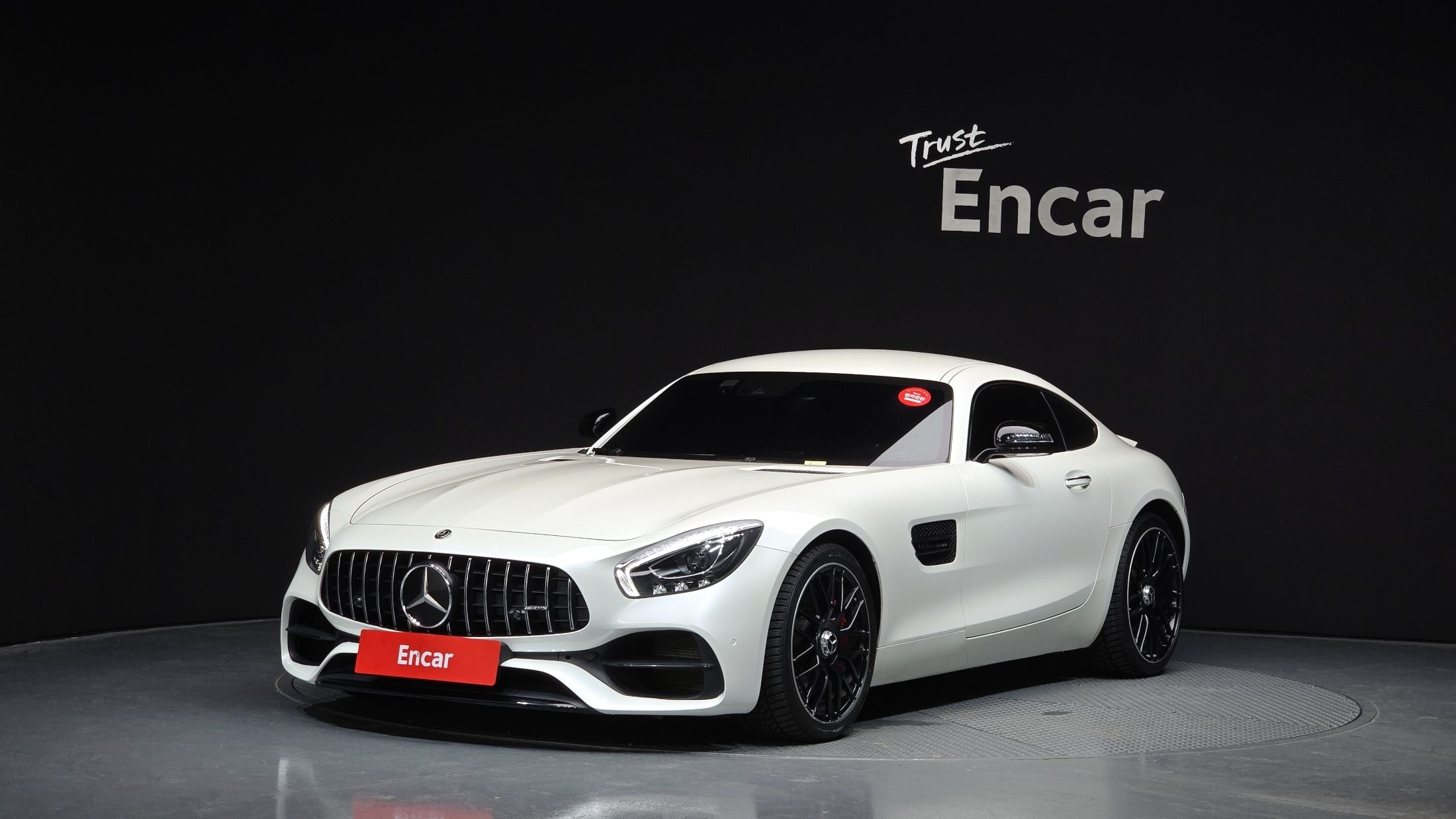 MERCEDES BENZ AMG GT