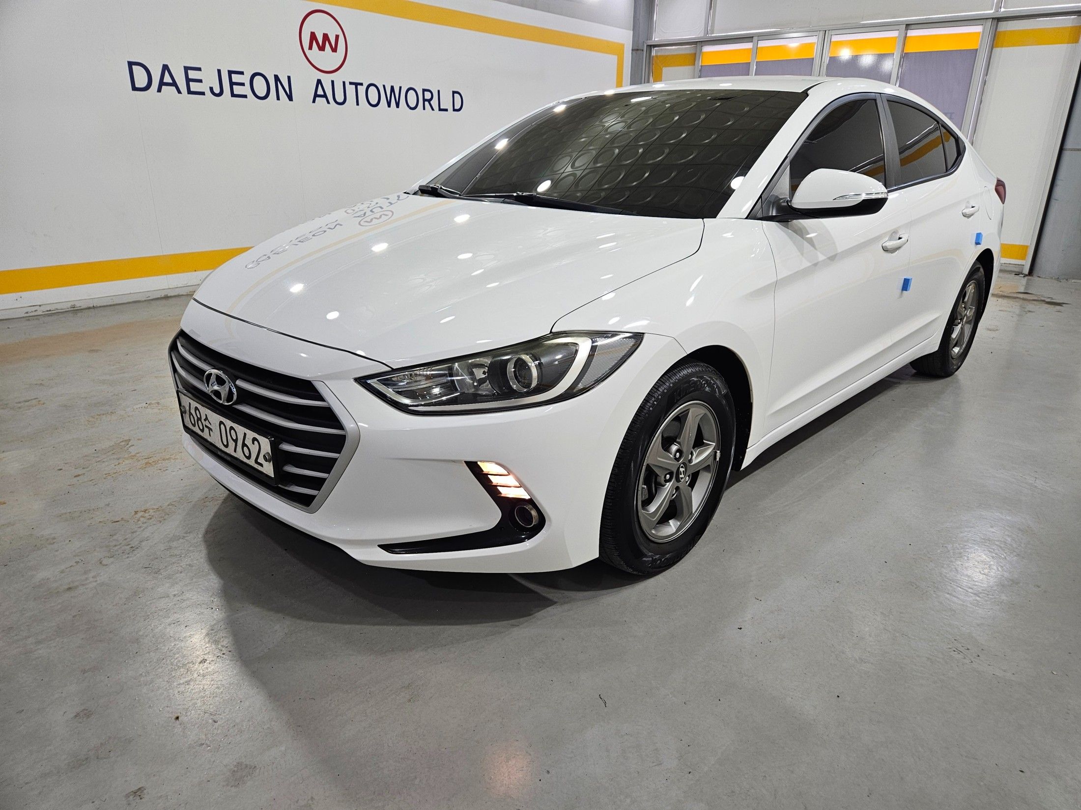 HYUNDAI AVANTE AD 2015