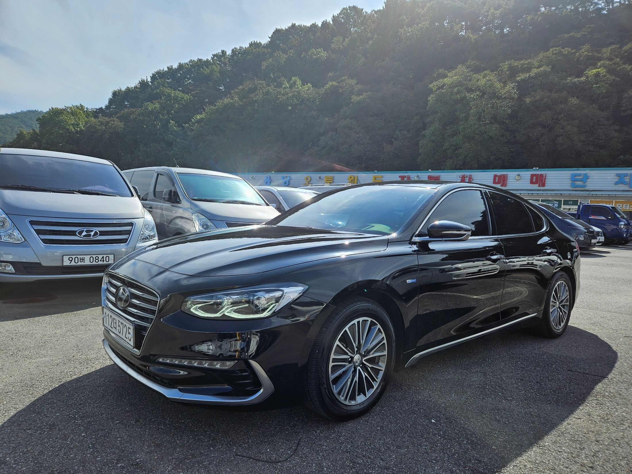 HYUNDAI GRANDEUR IG HYBRID 2017