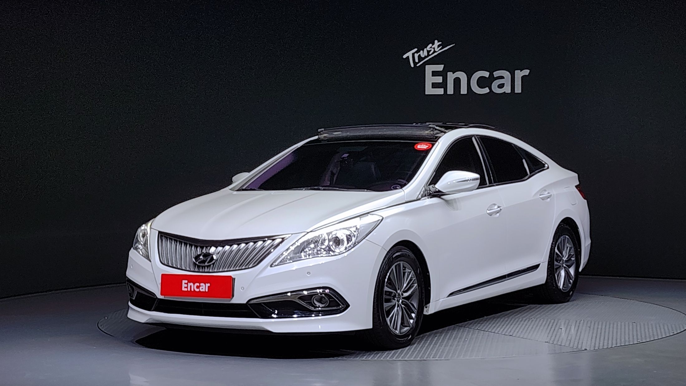 HYUNDAI GRANDEUR HG 2014