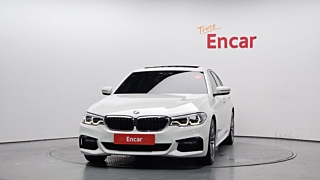BMW 5-SERIES G30 2019