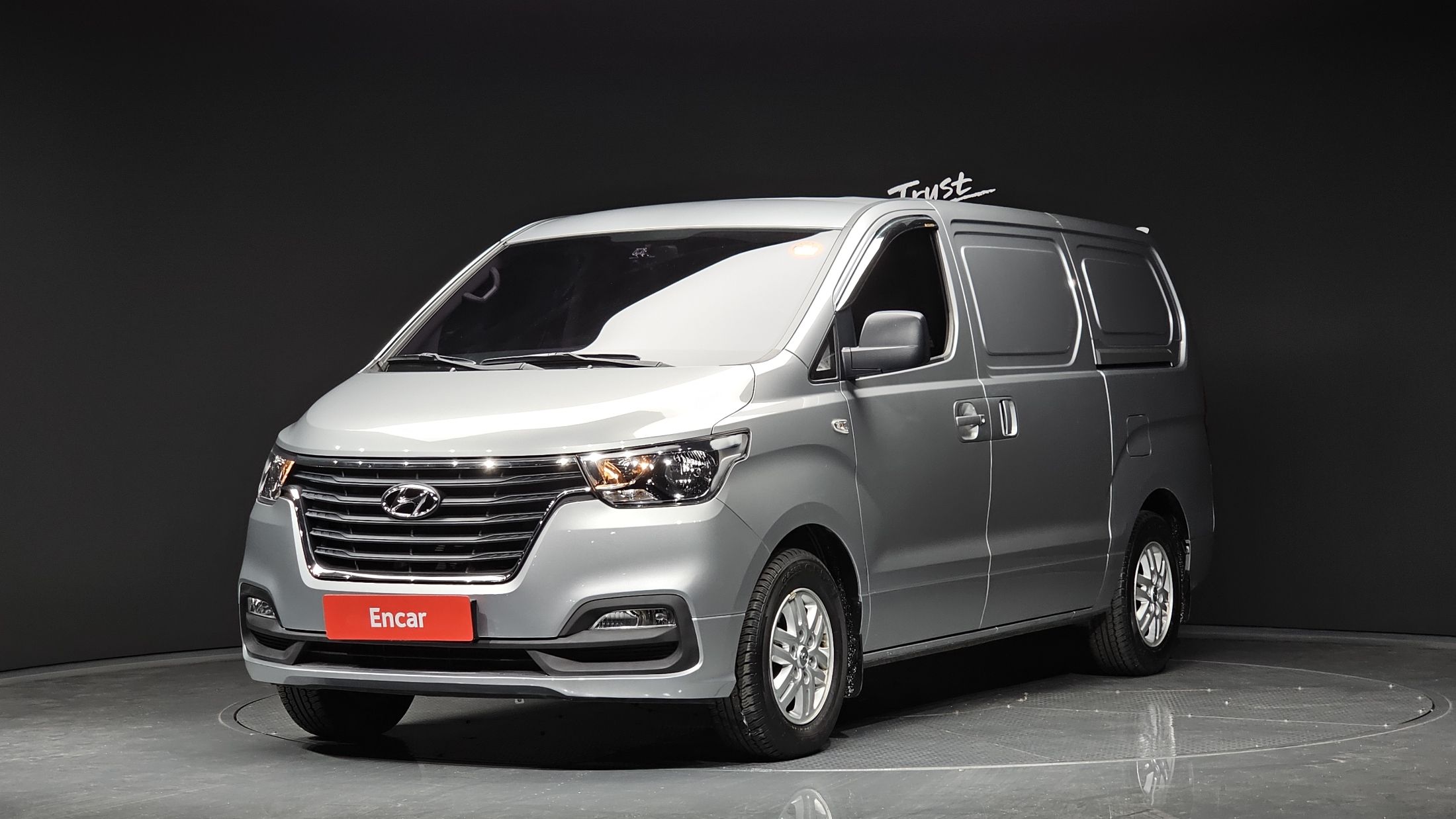 HYUNDAI STAREX GRAND 2019