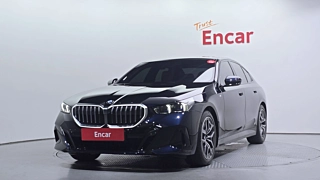 Заказать BMW 5-SERIES G60