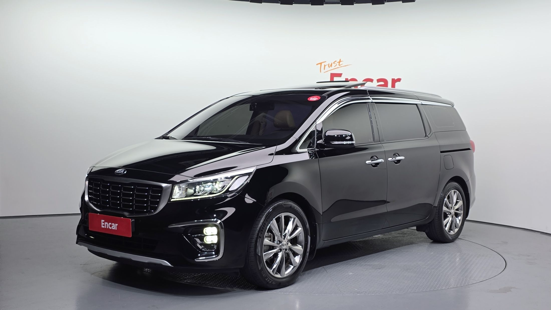 KIA CARNIVAL 2019