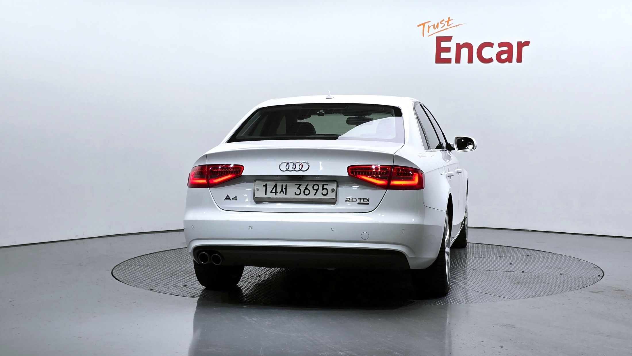 AUDI A4 2013
