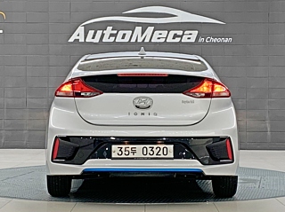 HYUNDAI IONIQ HYBRID 2016