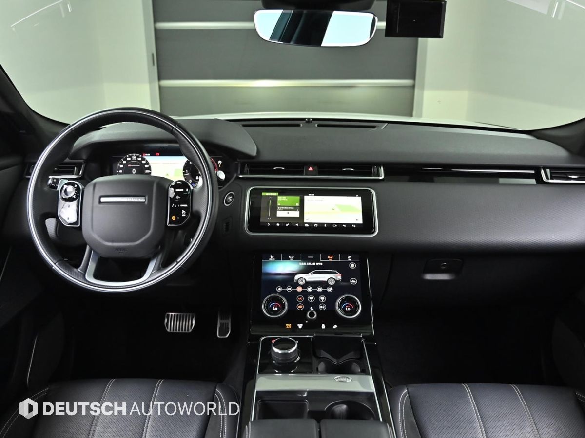 LAND ROVER RANGE ROVER VELAR