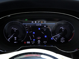 BENTLEY BENTAYGA 2023