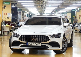 MERCEDES BENZ AMG GT 2021