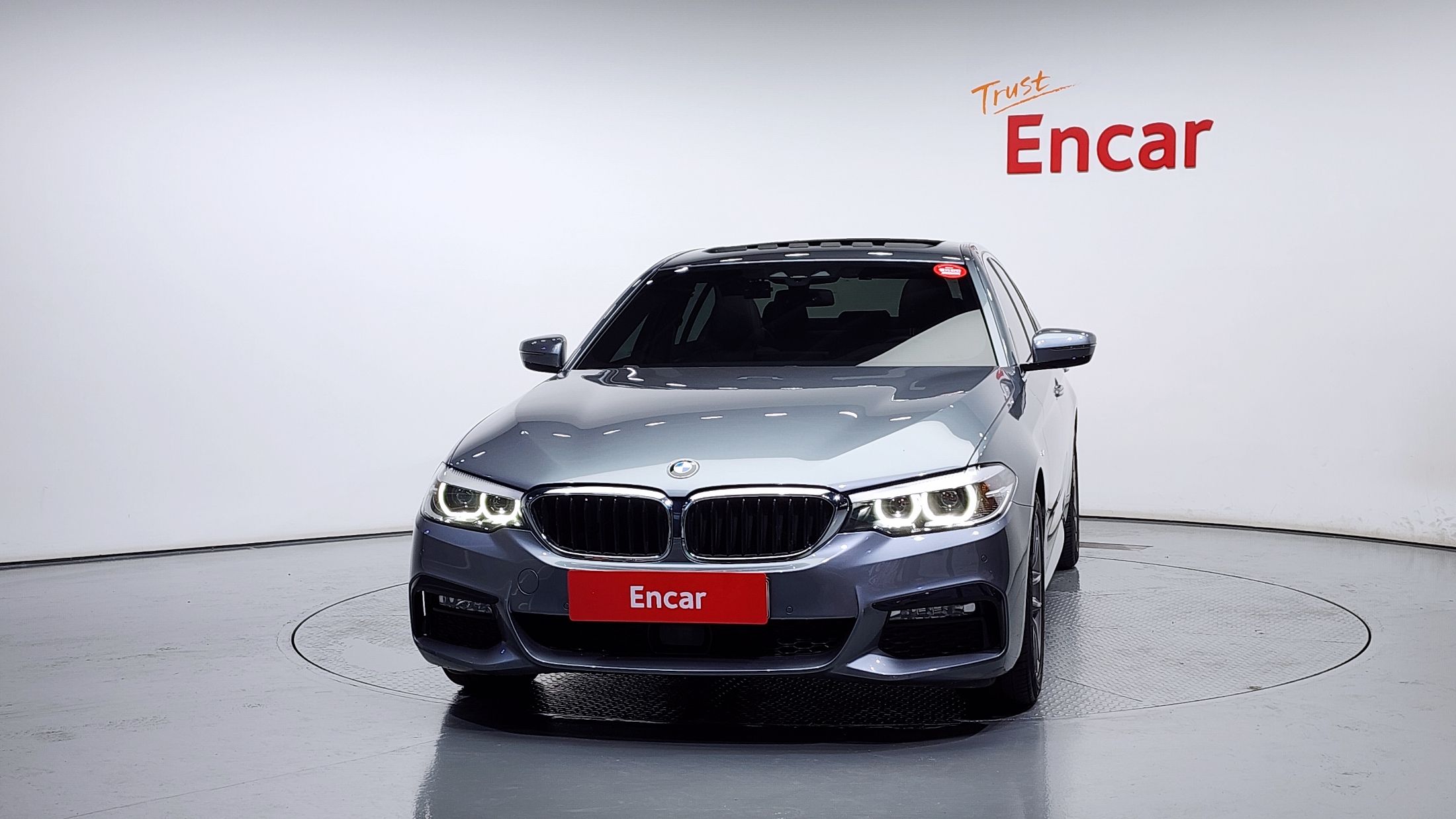 BMW 5-SERIES G30 2017