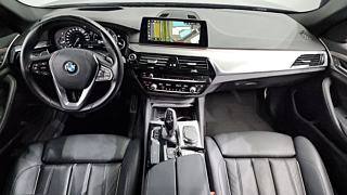 BMW 5-SERIES G30 2017