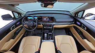 KIA CARNIVAL 2023