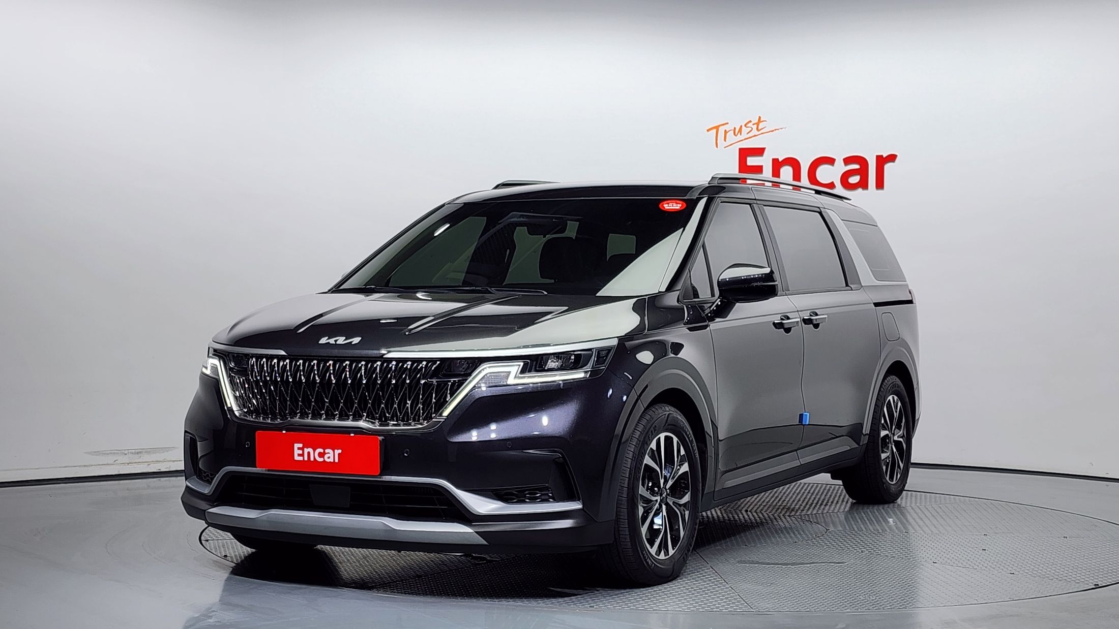 KIA CARNIVAL 2023
