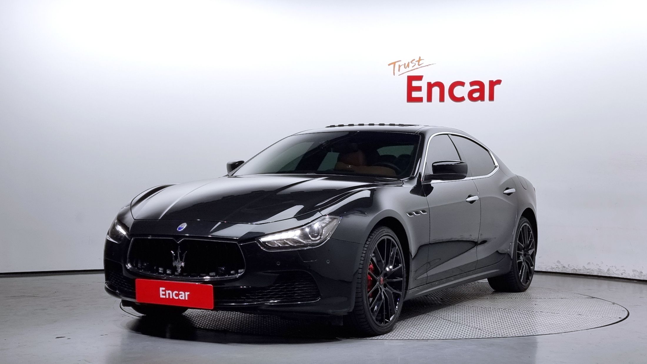 MASERATI GHIBLI 2015