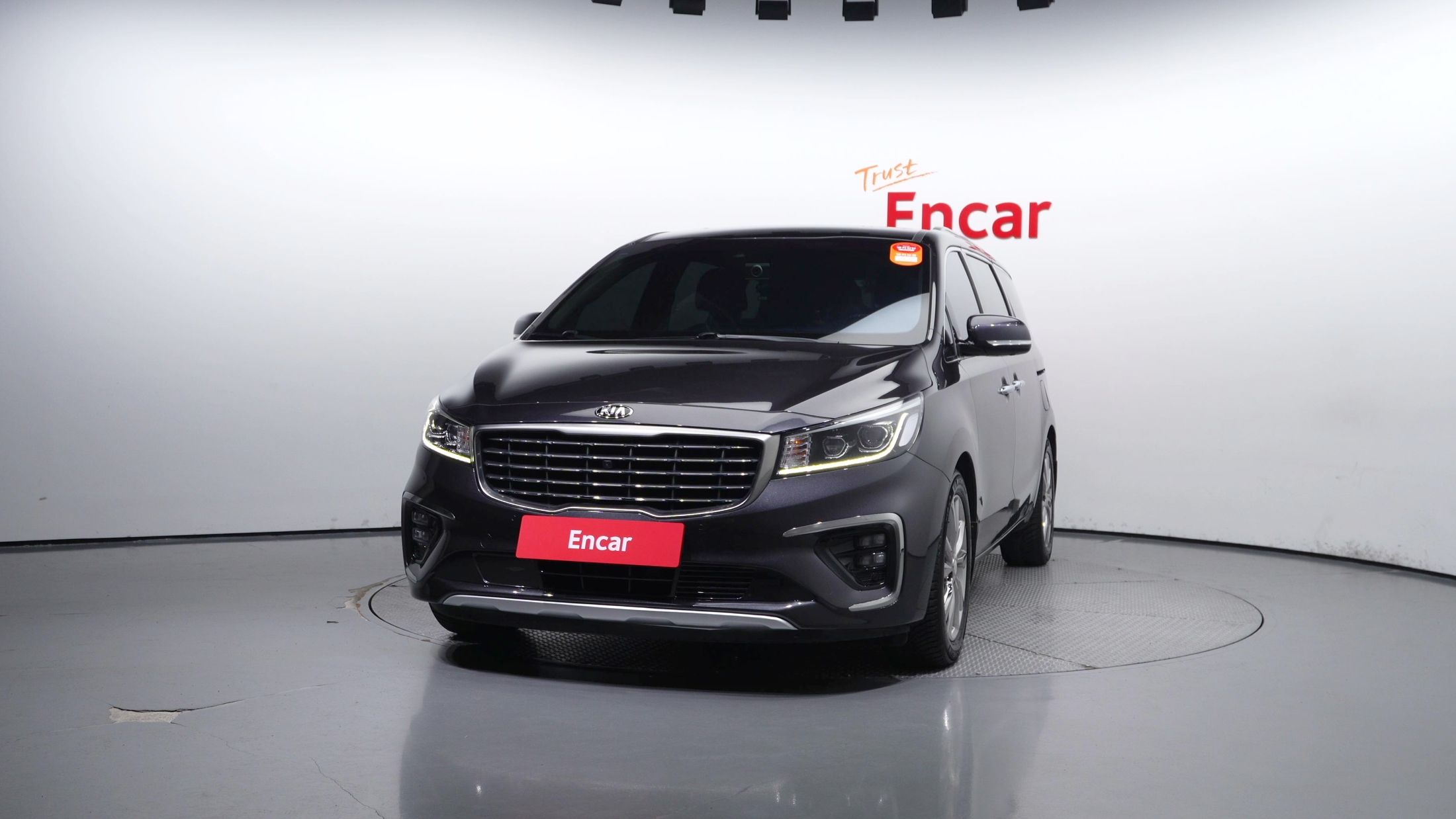 KIA CARNIVAL 2018