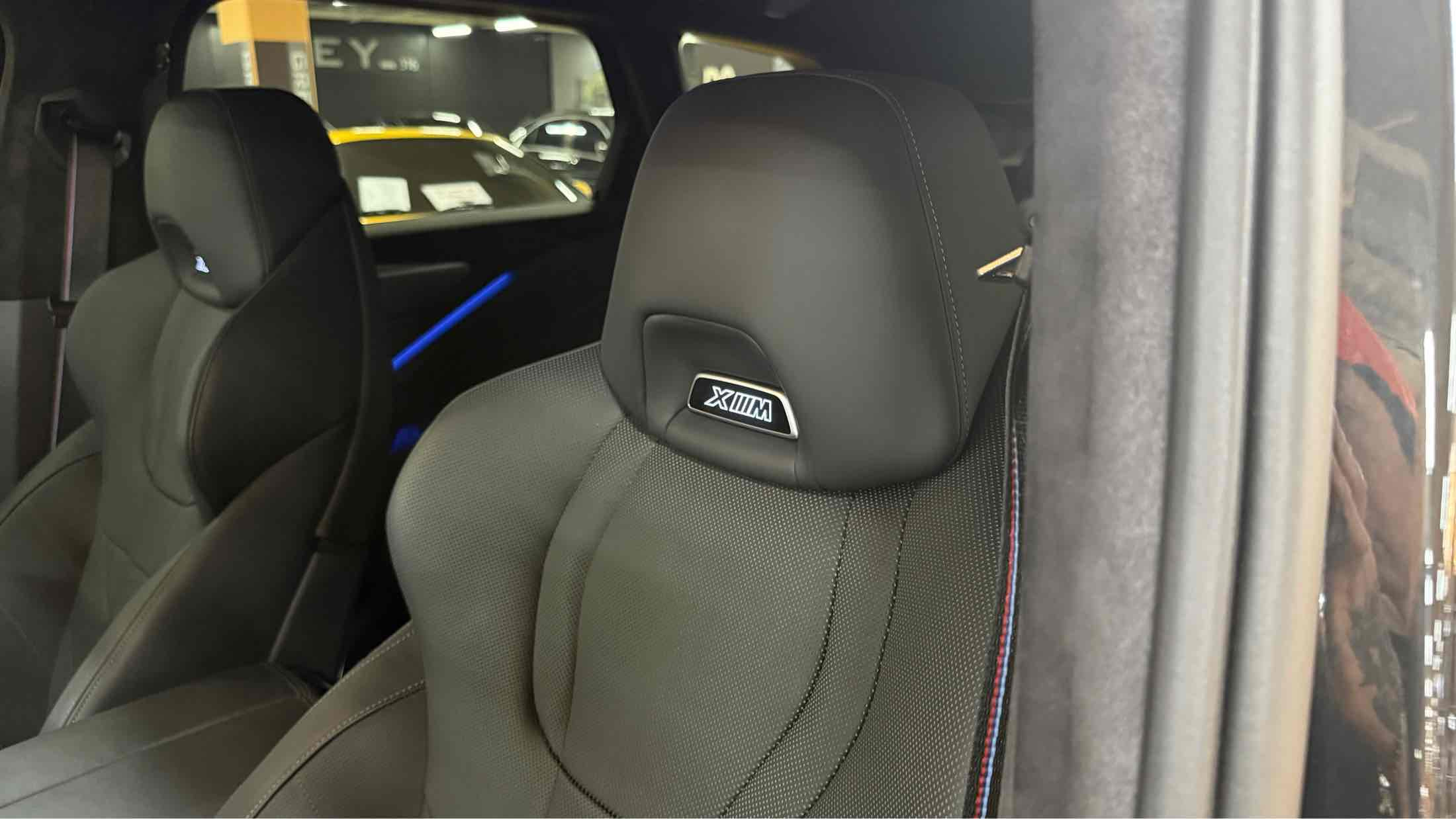 BMW XM G09