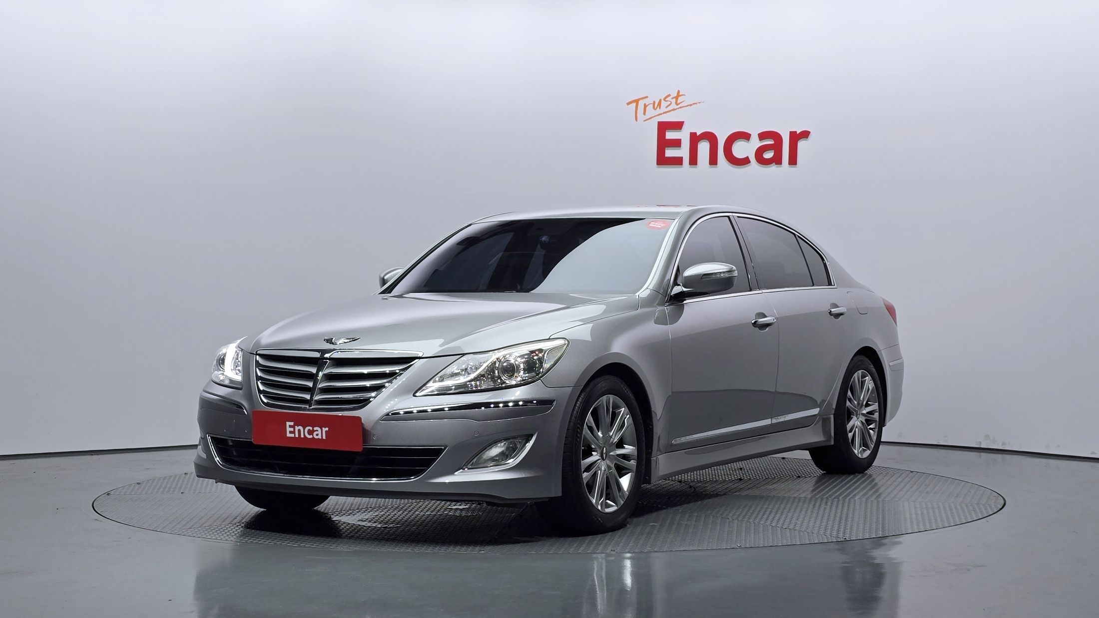 HYUNDAI GENESIS 2011