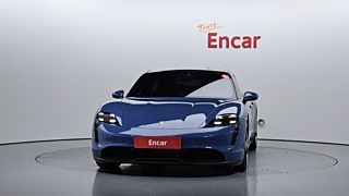 PORSCHE TAYCAN 2021