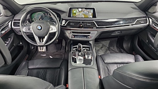 BMW 7-SERIES G11 2017