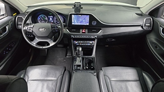 HYUNDAI GRANDEUR IG HYBRID 2018