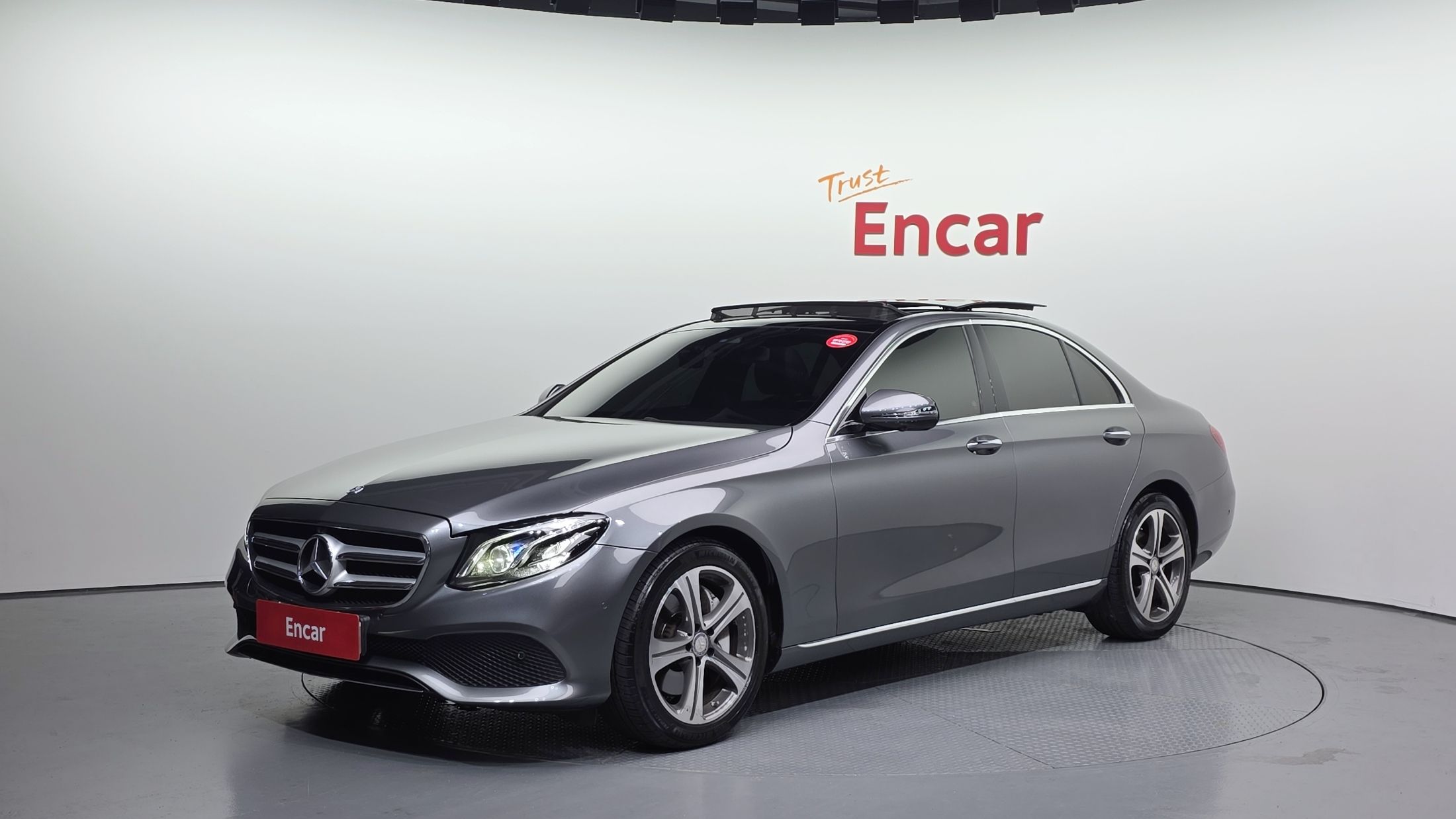MERCEDES BENZ E-CLASS W213