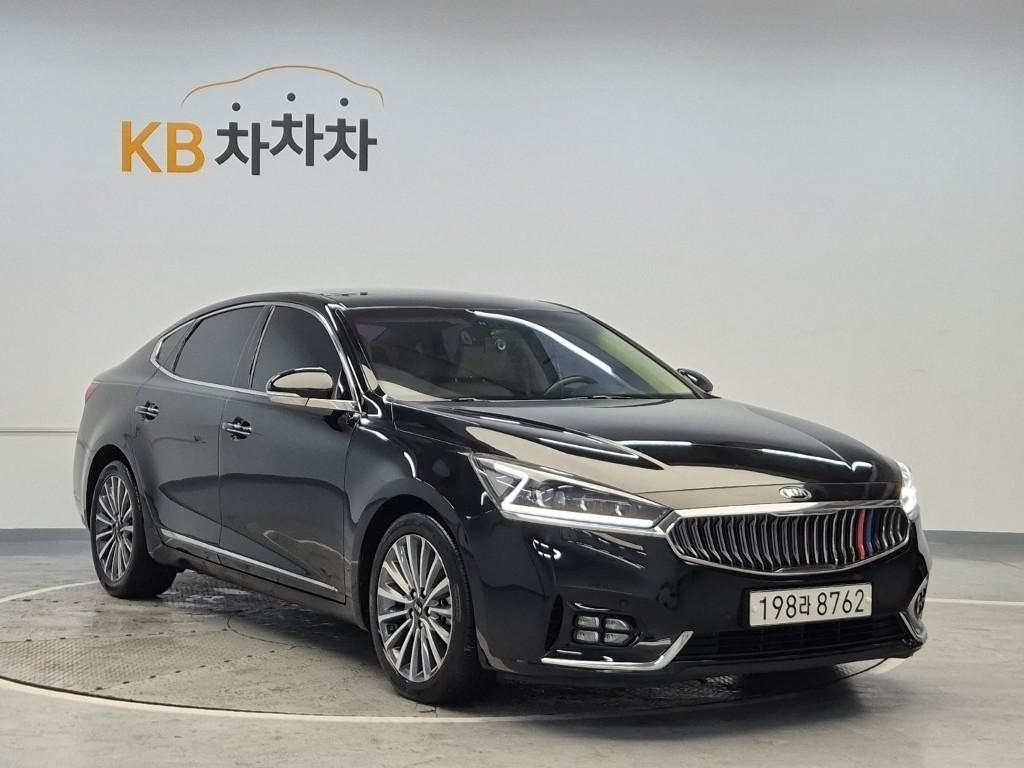 KIA K7