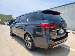 KIA CARNIVAL 2019