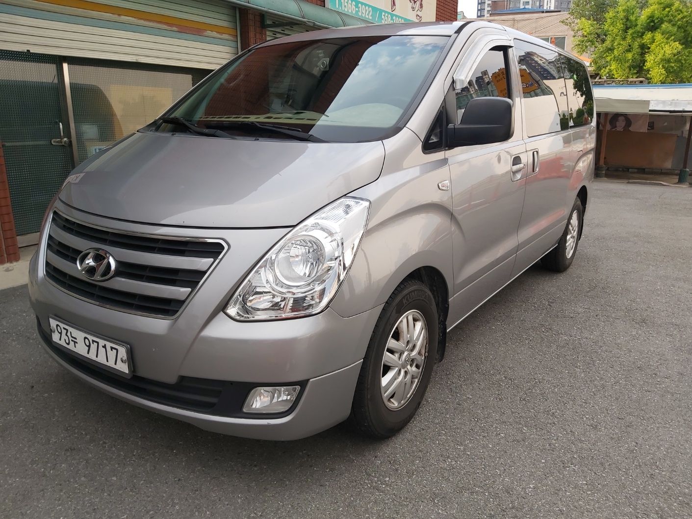 HYUNDAI STAREX GRAND