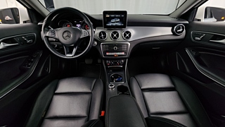 MERCEDES BENZ GLA-CLASS X156 2019