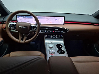 GENESIS GV70 2024