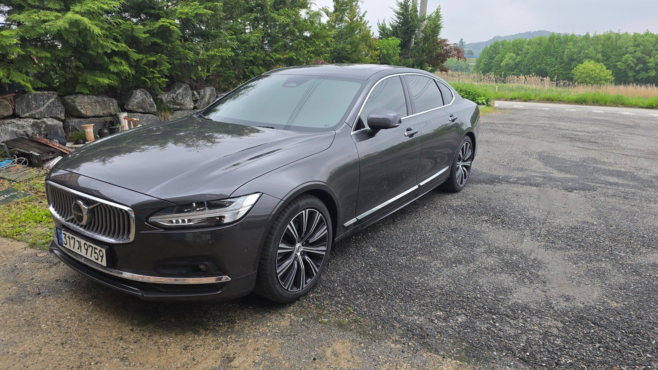 VOLVO S90
