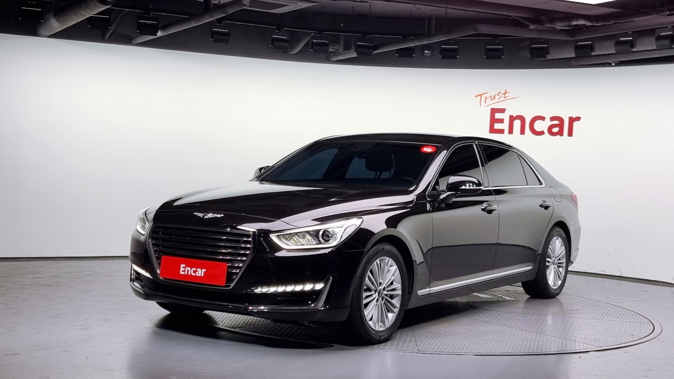 GENESIS EQ900 2017