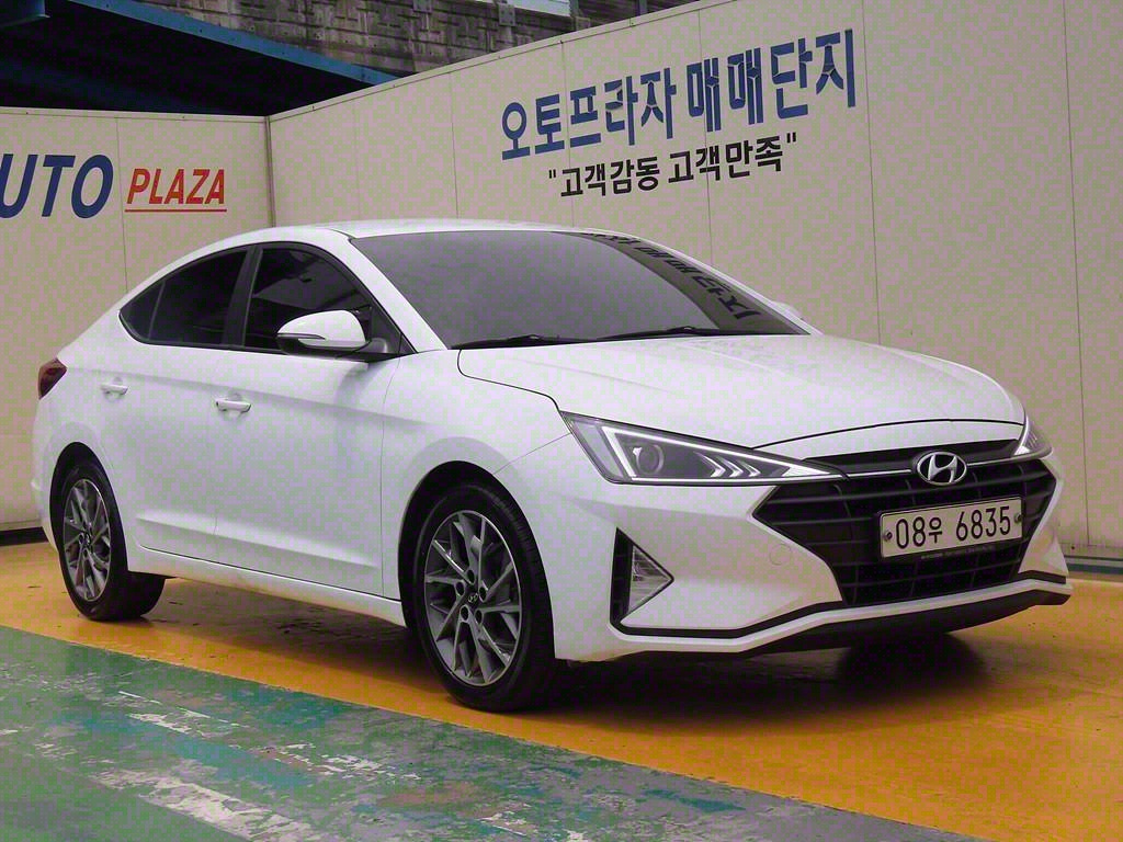 HYUNDAI AVANTE AD 2019