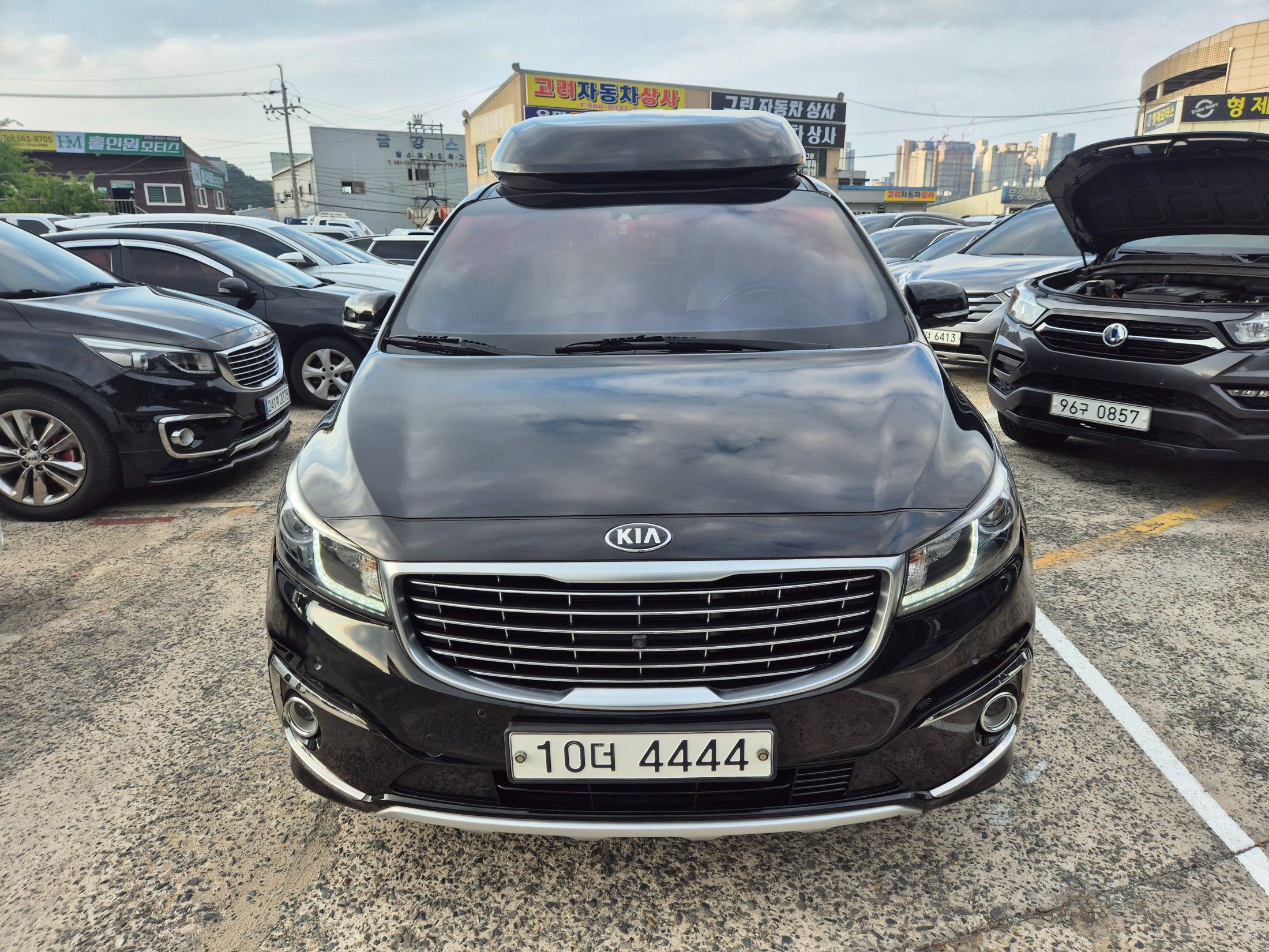 KIA CARNIVAL 2016