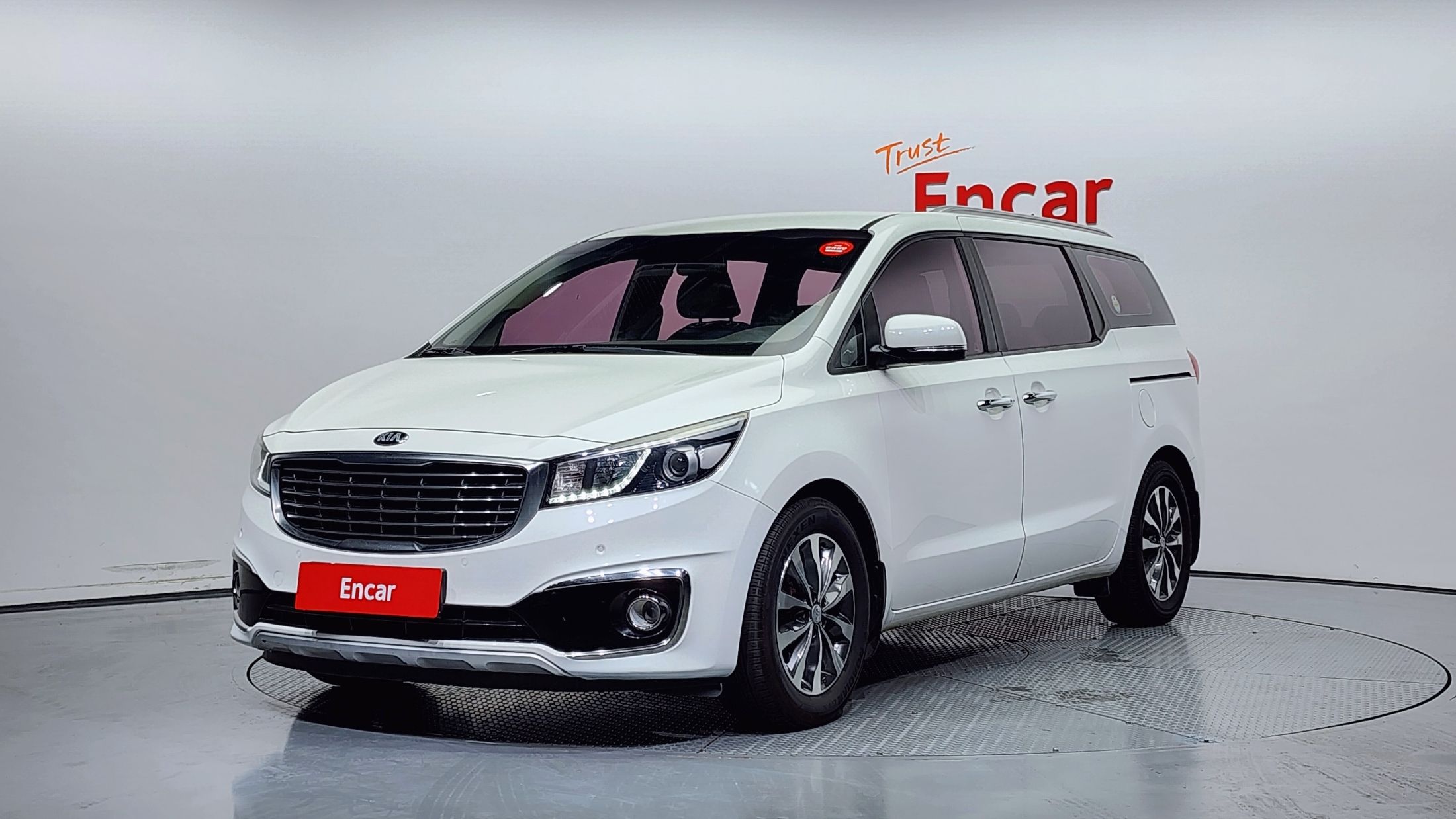 KIA CARNIVAL 2017