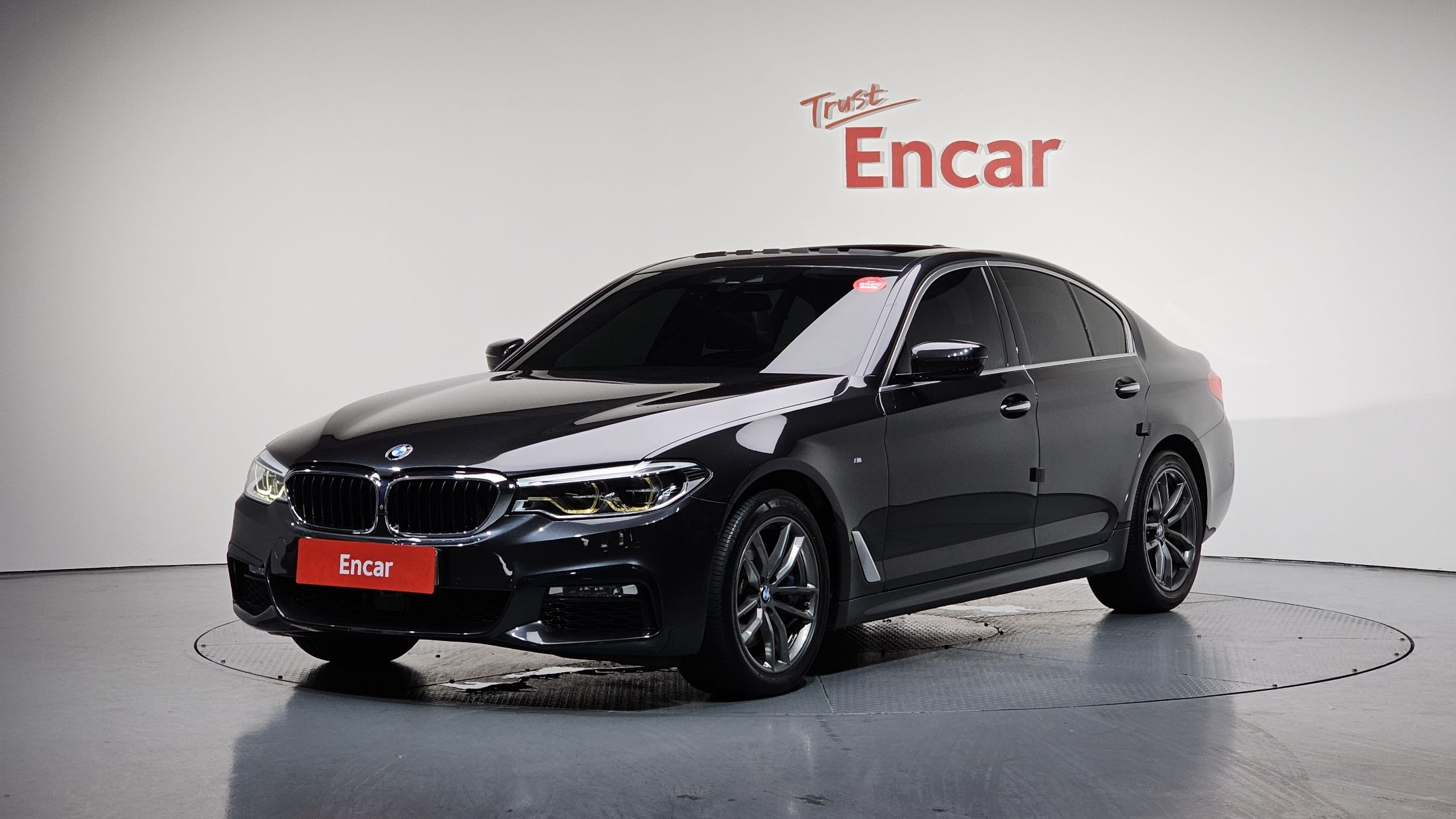 BMW 5-SERIES G30 2017