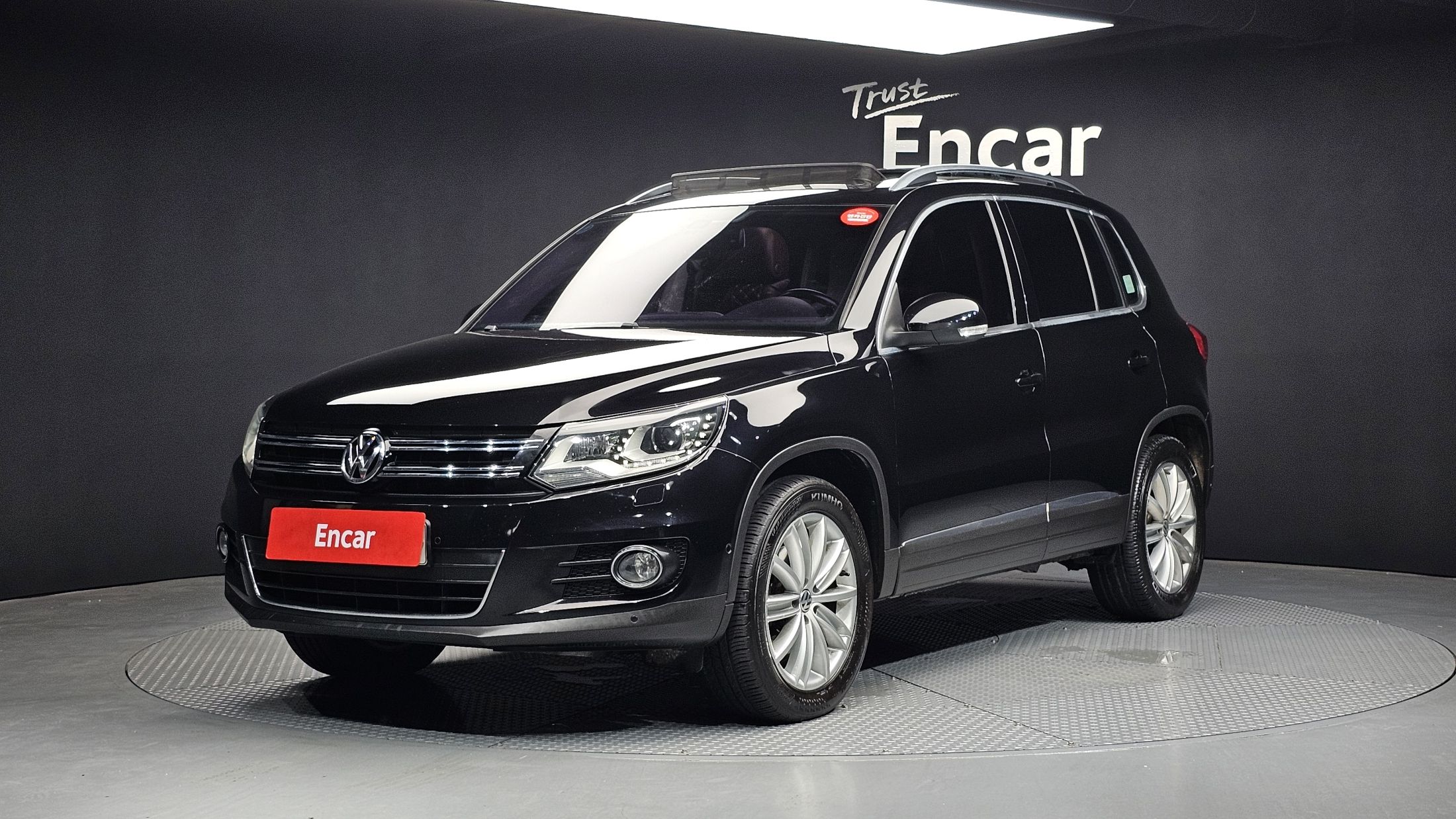 VOLKSWAGEN TIGUAN 2015