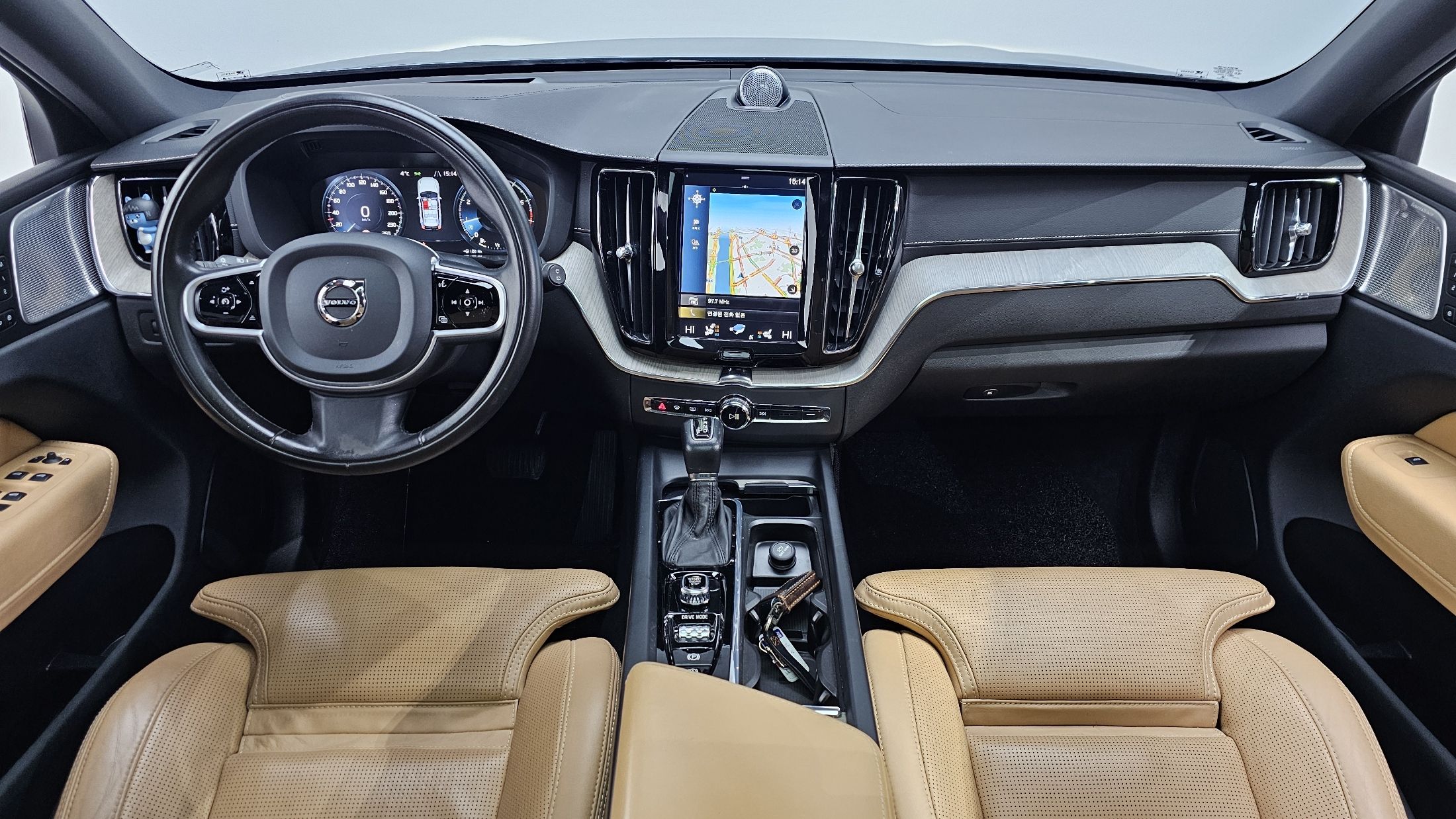 VOLVO XC60 2020