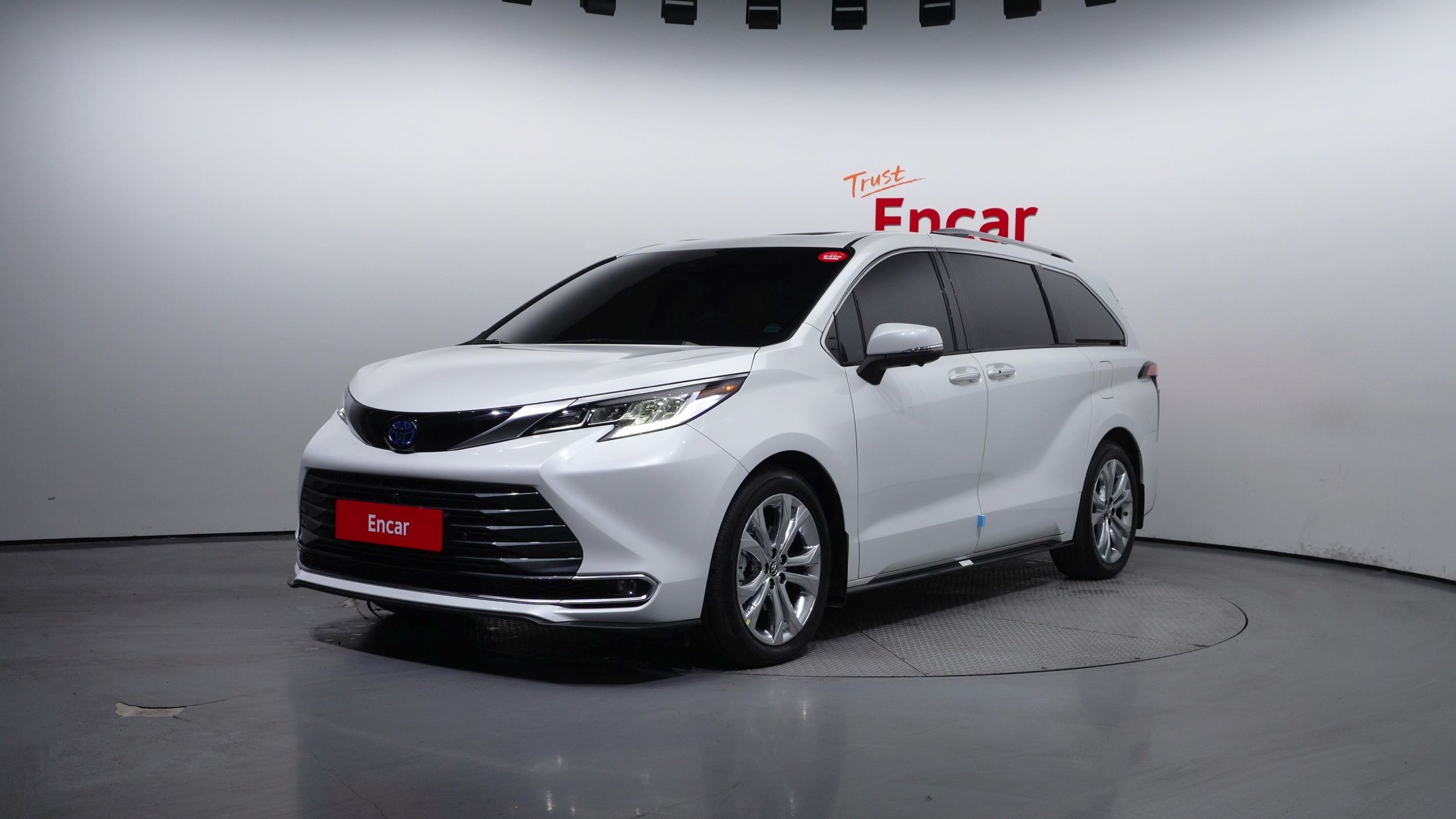 TOYOTA SIENNA 2023