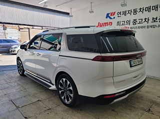 KIA CARNIVAL 2023
